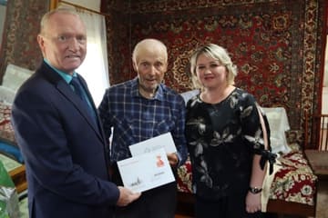 Половинкину Ивану Павловичу, жителю д. Чердаки, исполнилось 95 лет! 