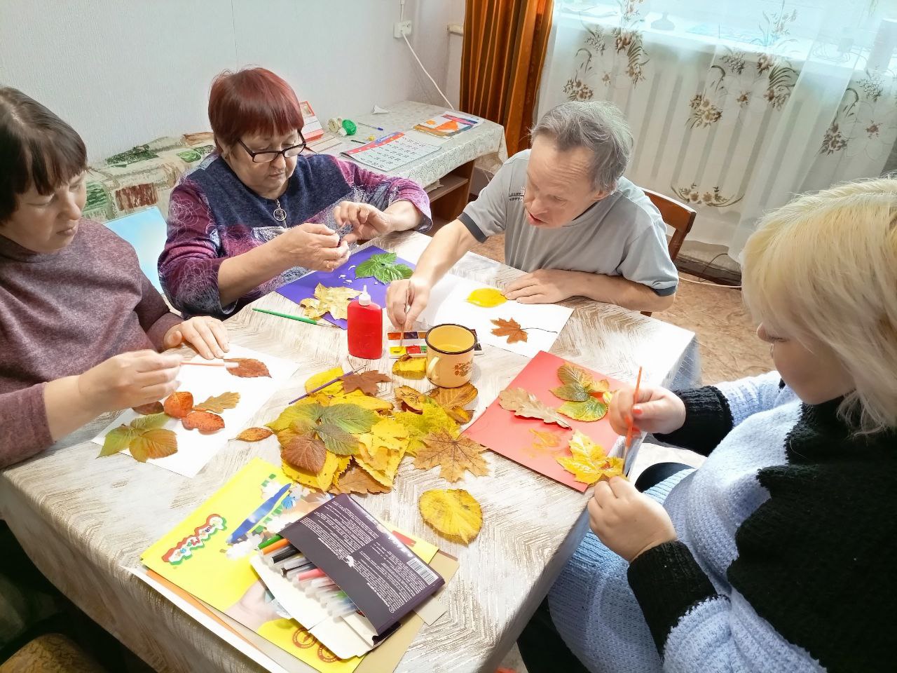 Чудесные превращения осеннего листа