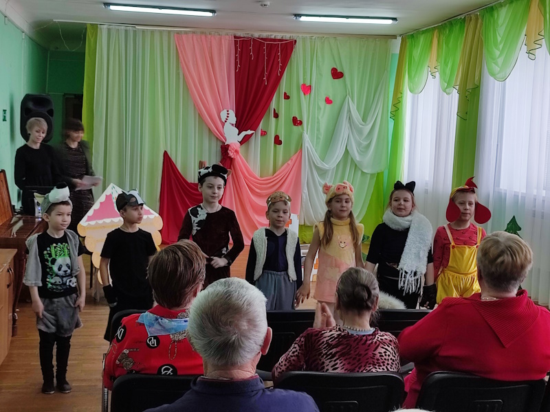 Выступление детского сада «Аленушка»